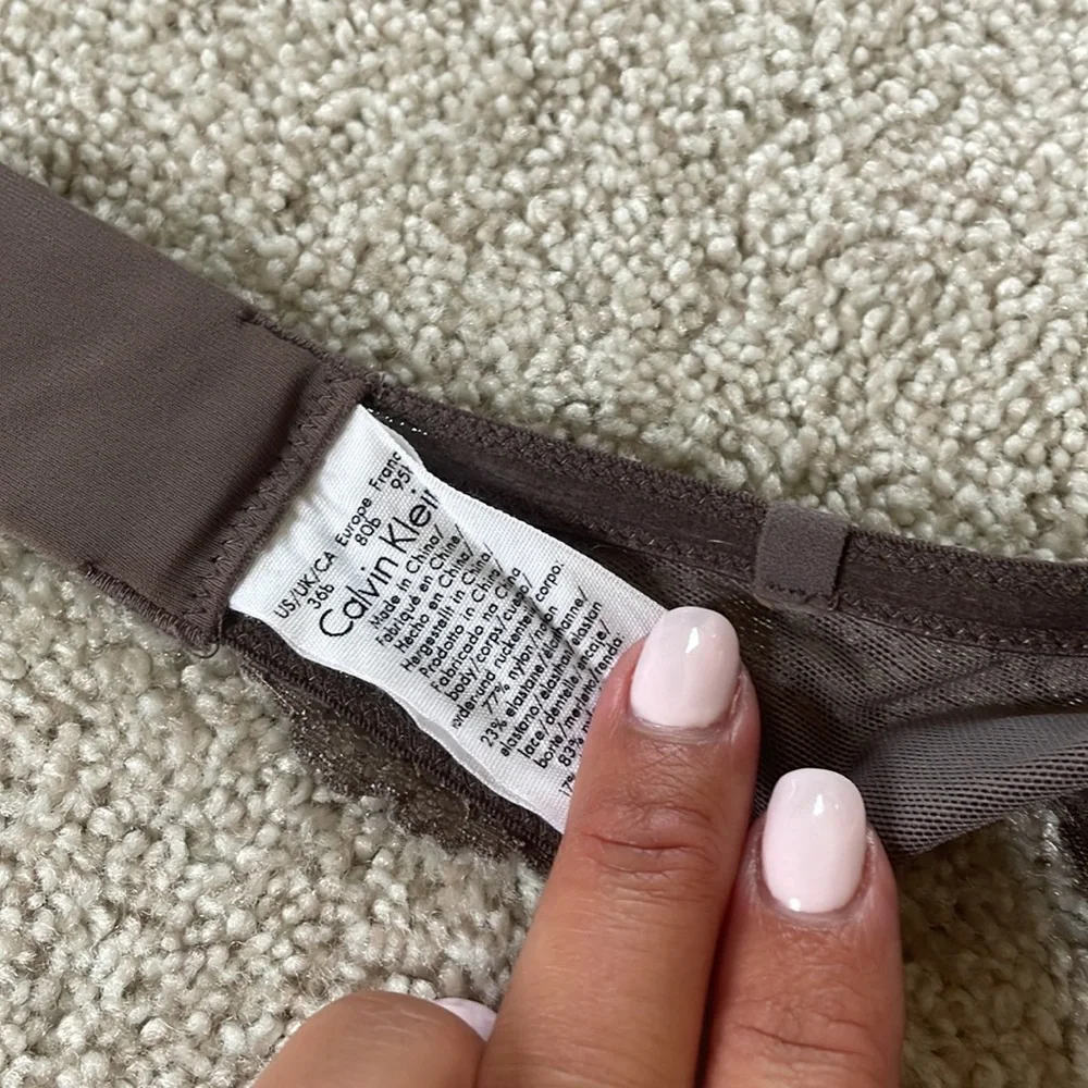 Strapless Bra - Picture 7 of 7
